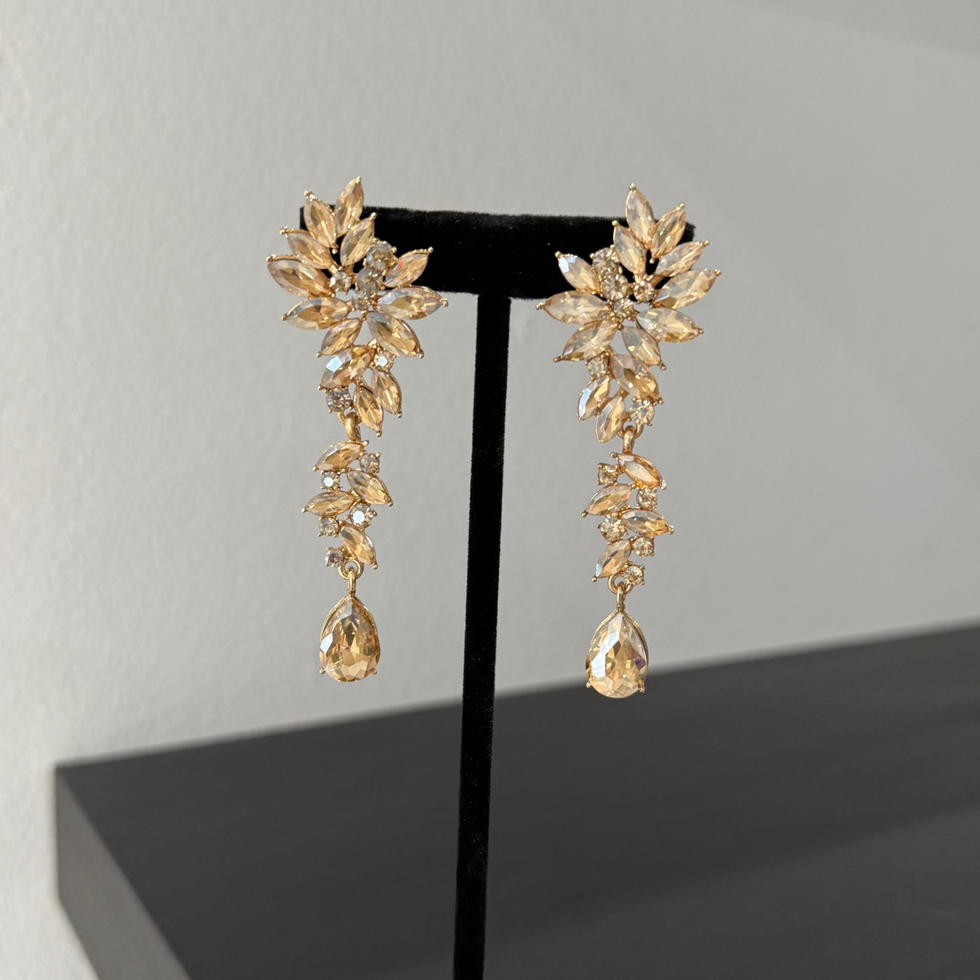 asymmetric drop