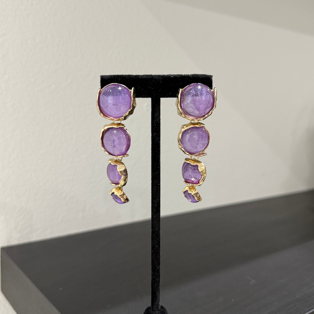 round drops purple