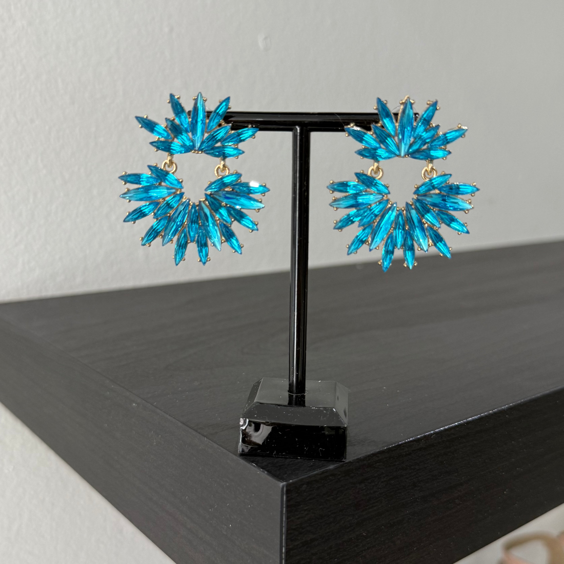 Zoe blue